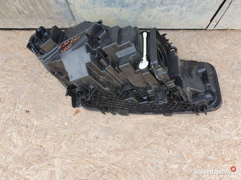 BMW 5 G30 G31 LIFT LCI PUSZKA LAMPY LEWA PRZÓD Międzychód