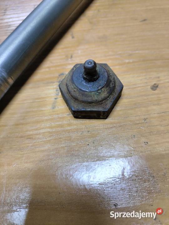Oś wahacza Cezeta 175 350 Łubno sprzedam