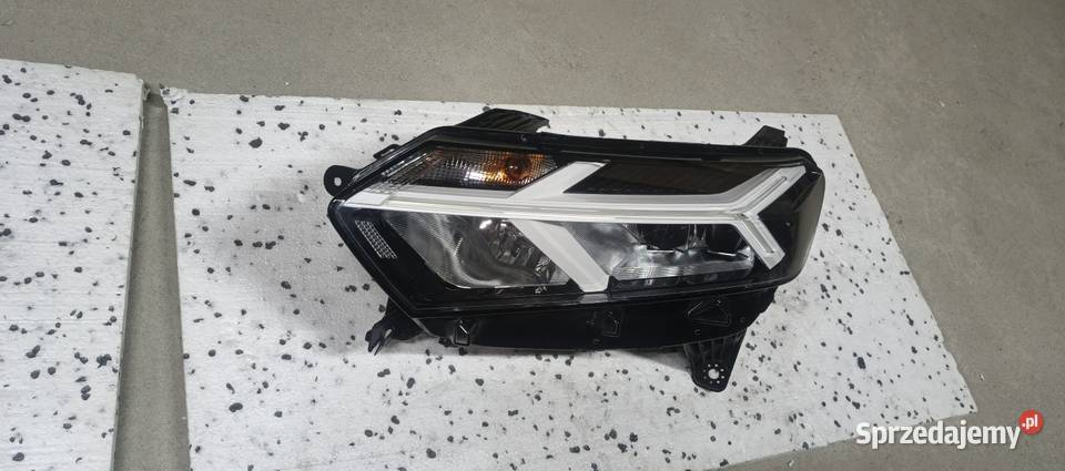 LAMPA DACIA SANDERO III LEWA