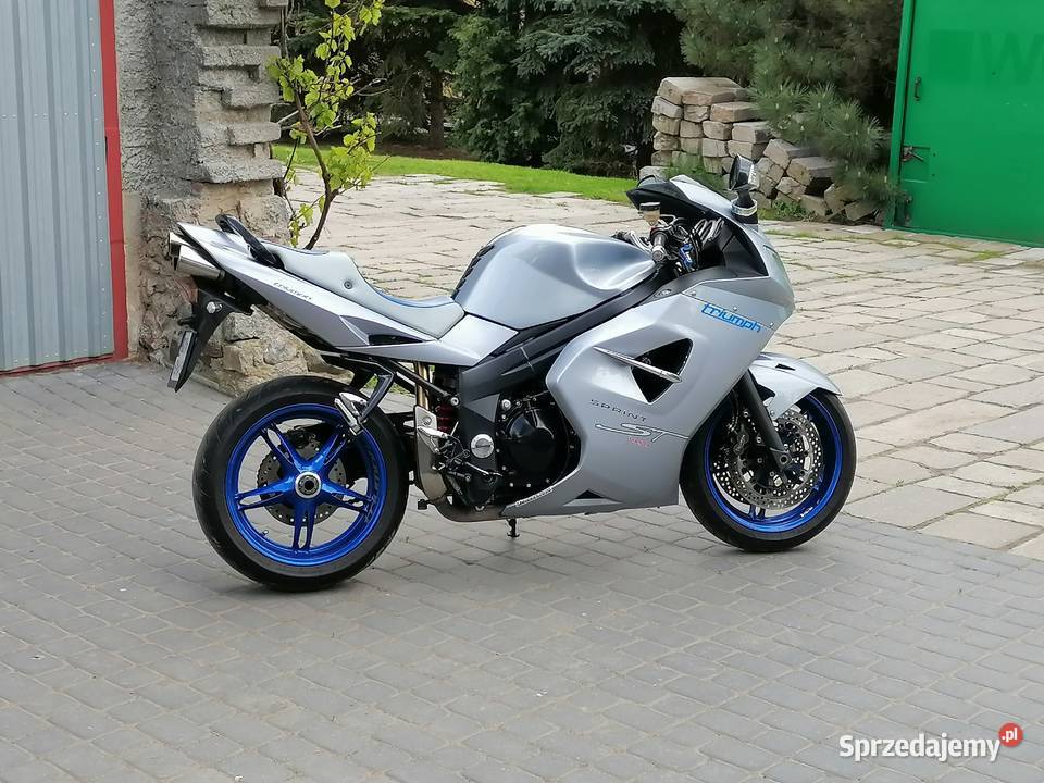 Triumph sprint1050st