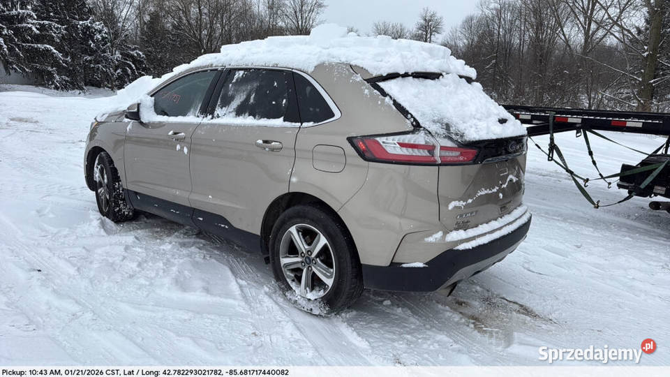 Ford Edge 2020 20 AWD uszkodzony w drodze do Żórawina