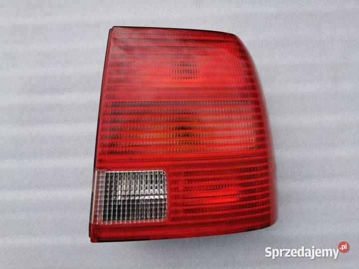 Lampa Prawy Tył Tylna Prawa VW Passat B5 Sedan Prawe Wyszków