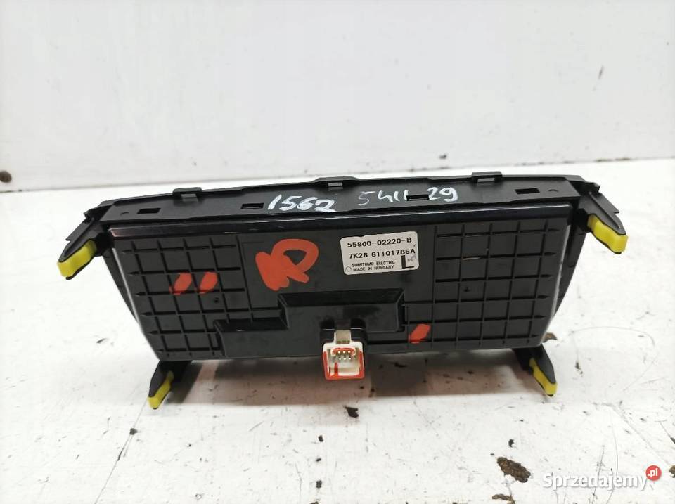 PANEL NAWIEWU 5590002220B Toyota Auris I osobowe świętokrzyskie sprzedam