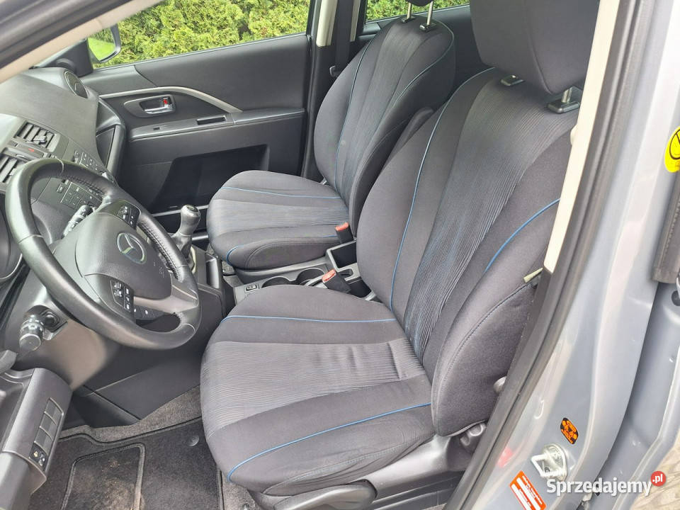 Mazda 5 20 CenterLine 7 opsobowa II 2010 benzyna