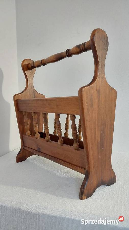 Gazetnik dębowy Pozostałe Krzykawa