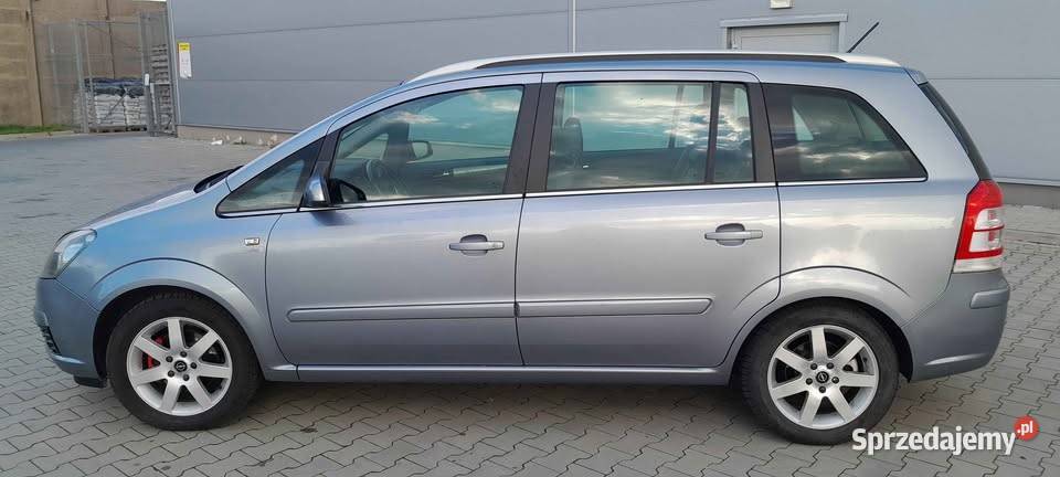 Opel Zafira B 18 gaz sekwencja 7osobowa manualna Gostynin