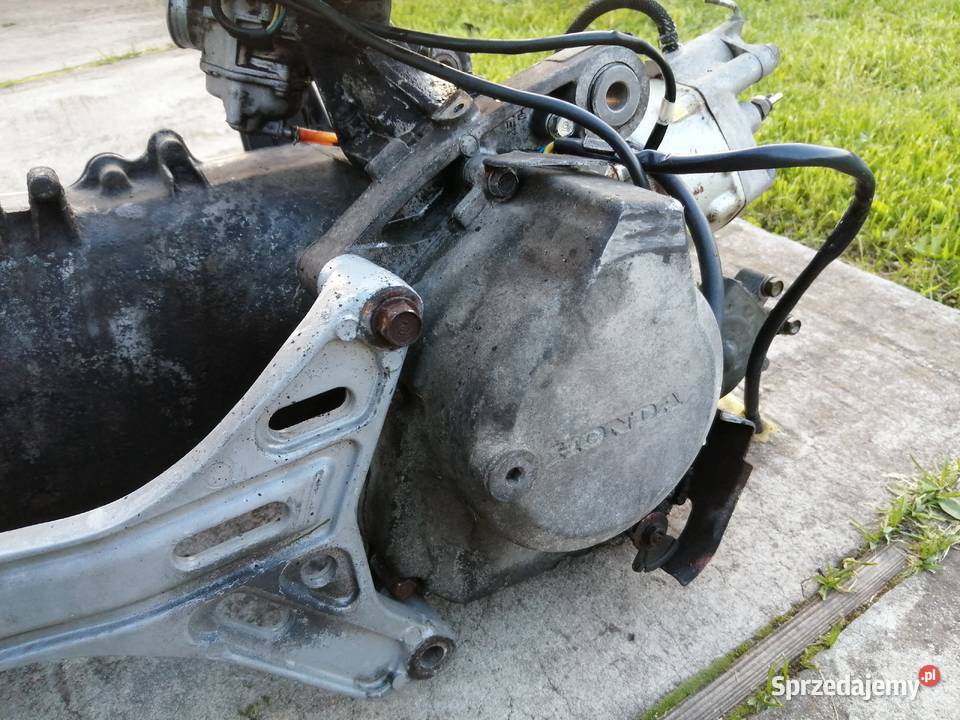 Honda Pantheon 150 2T Części Poświętne