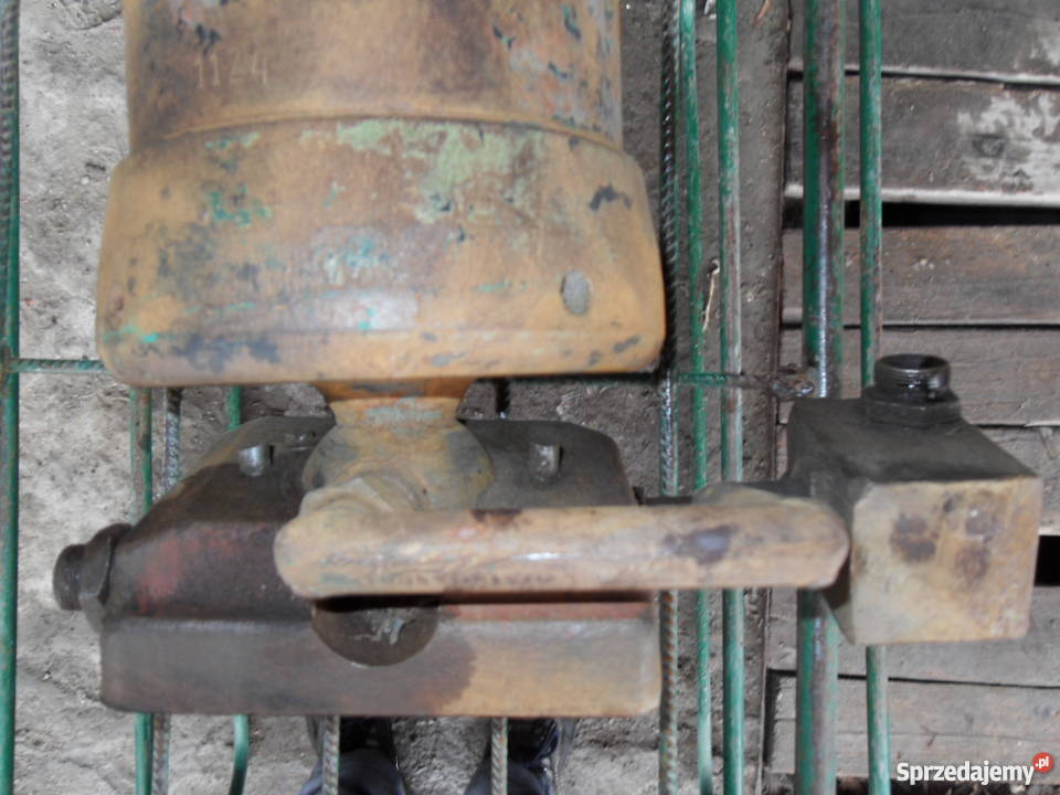 Siłownik wywrotu hydrauliczny star ifa przyczepa