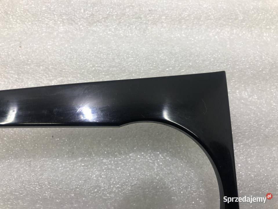 RAMKA RADIA MERCEDES W204 A2046800390 wielkopolskie