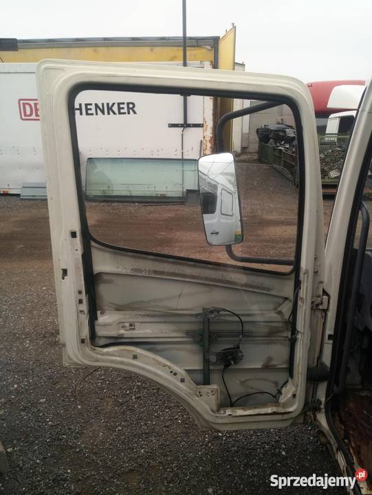 DRZWI LEWE MERCEDES ATEGO