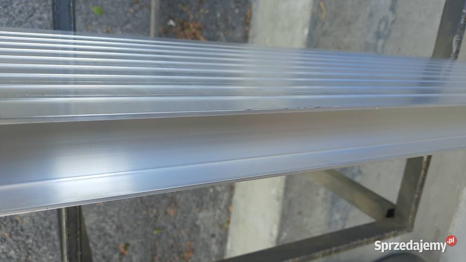 Trójkątny skos najazdu profil aluminiowy Proszowice