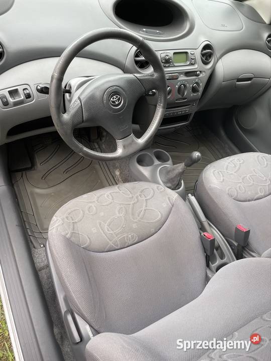 Toyota yaris 13 vvti 86KM Zielona Góra