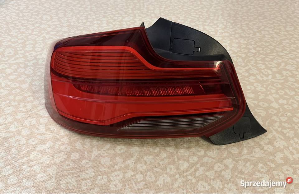 BMW F22 F23 F87 M2 lampa Lewa tył 7420991