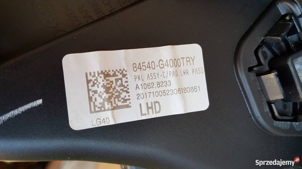 Hyundai i30 III schowek skrytka prawy pasażera Legnica