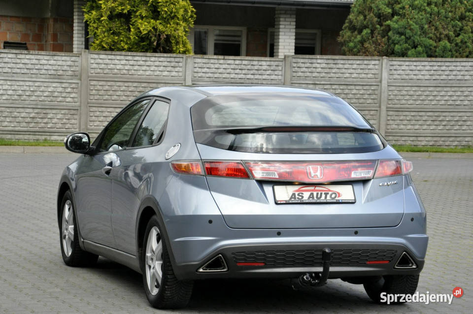 Honda Civic 18iVtec 140 gniazdo USB
