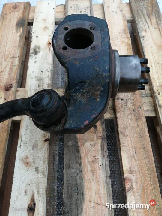 Zwrotnica prawy przód Manitou 634 735 741 932 Wilkowo