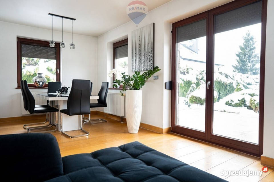 Komfort i przestrzeń rodziny 173m2 1438m2 Pewel Mała