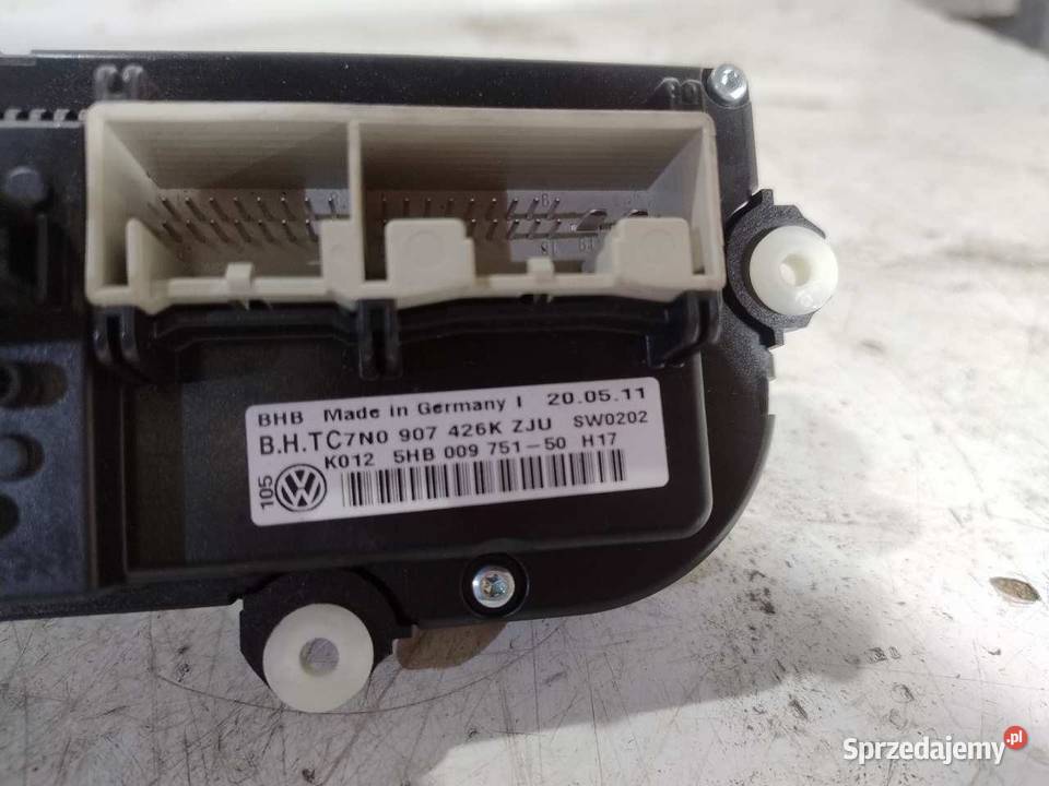 PANEL KLIMATYZACJI GOLF VI 5HB009751