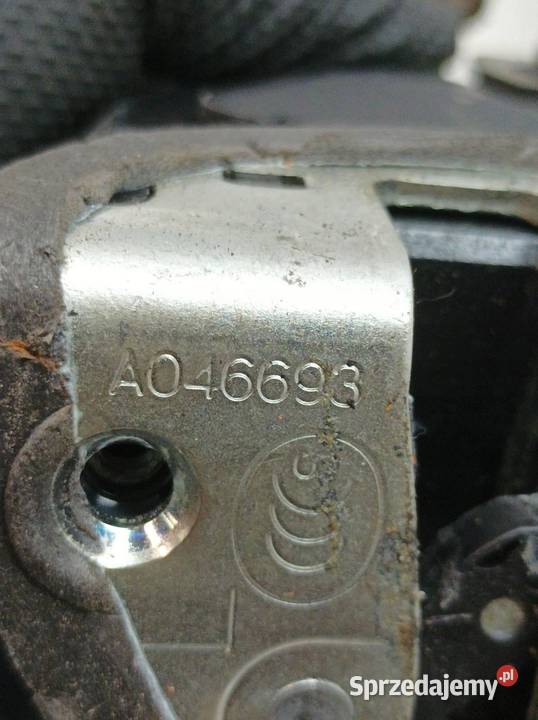 ZAMEK DRZWI TYŁ LEWY KOMBI T27 Toyota Avensis sprzedam