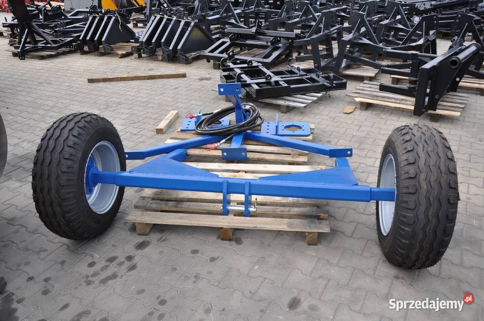 Wał łąkowy gładki na wózku MetalTechnik łódzkie Mroczków Duży