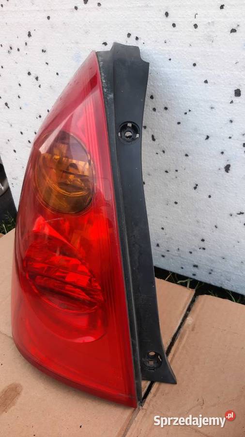 lampa tylna prawa lewa NISSAN PRIMERA p12 kombi Dębno
