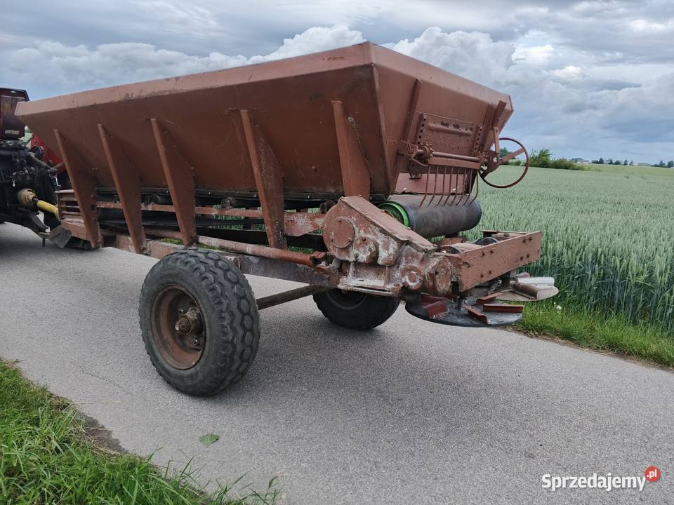 Rozsiewacz wapna Piast RCW 3 nieuszkodzony łódzkie Skarżyn