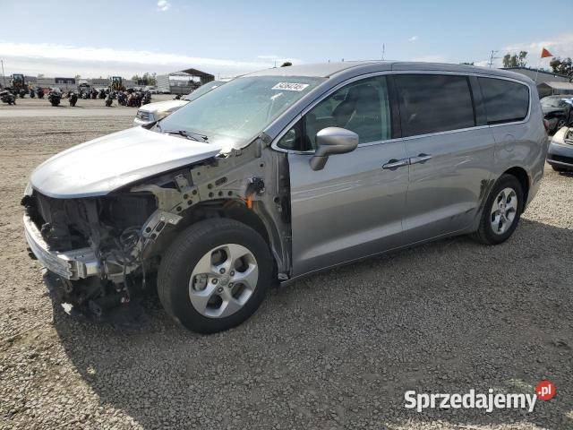 Chrysler Pacifica Hybrid z USA 2018 Warszawa