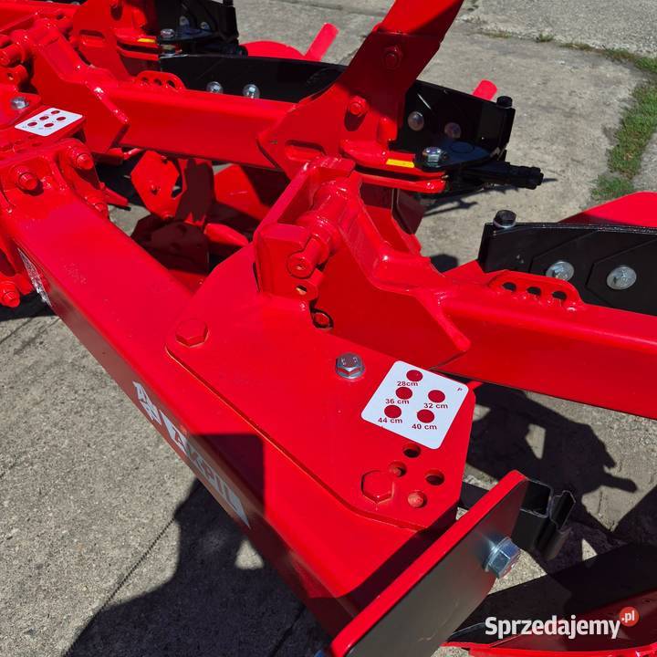 Pług obracalny 80R AKPIL 31 SCANDINAVIA zab Opoczno sprzedam