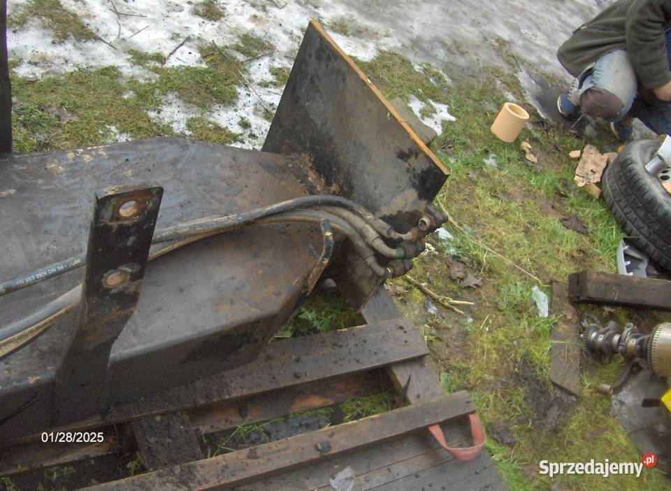 Zbiornik hydrauliczny 70l MF 5425