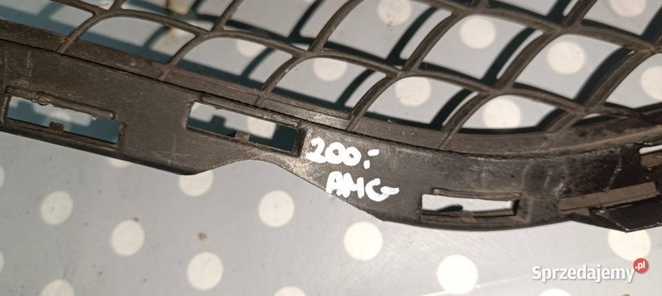 MERCEDES CKLASA W205 AMG KRATKA ZDERZAKA PRAWA Lubin