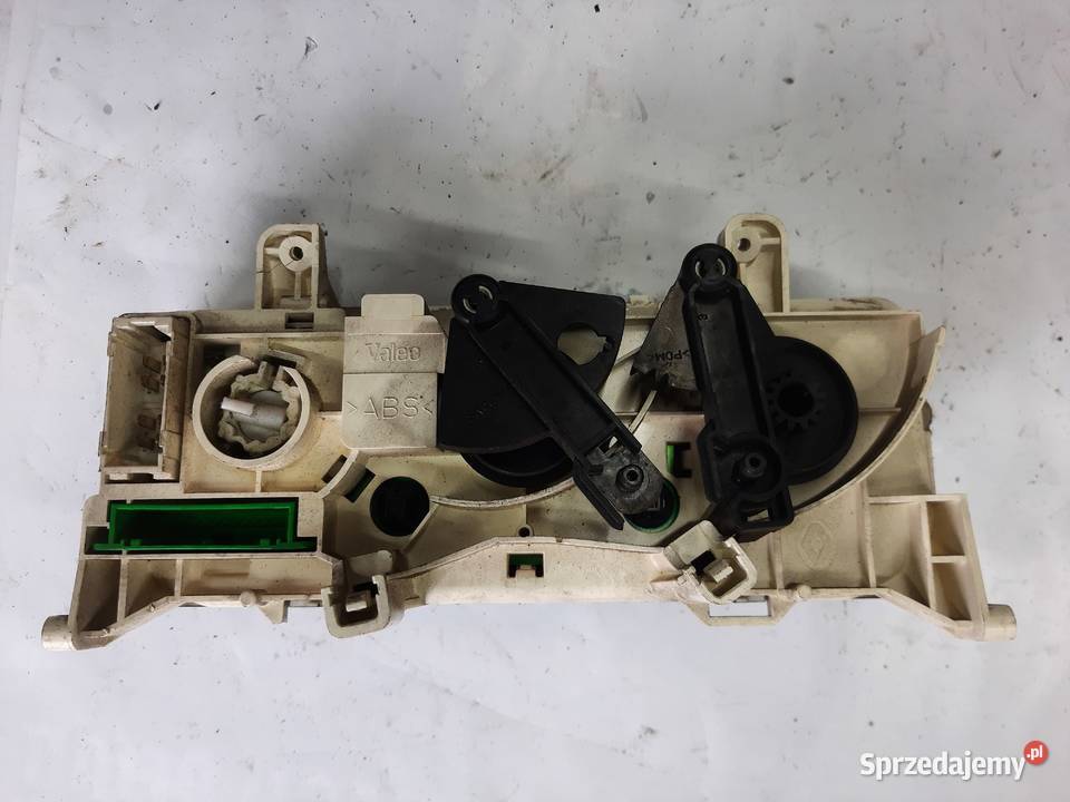 Renault Clio II panel klimatyzacji nawiewu Ksawerów