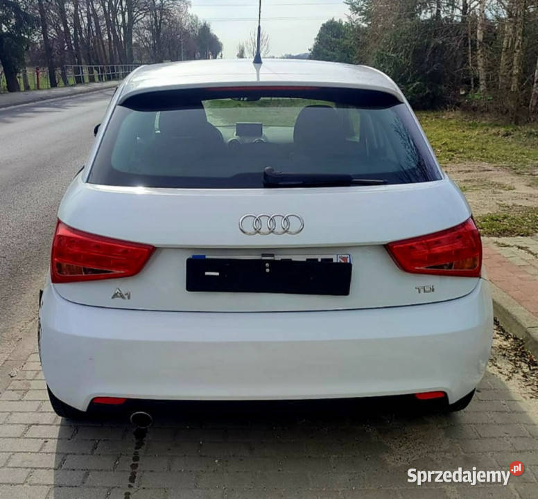 Audi A1 A1 5 drzwi zadbane 16tdi 8X 2010 czujnik parkowania Pleszew