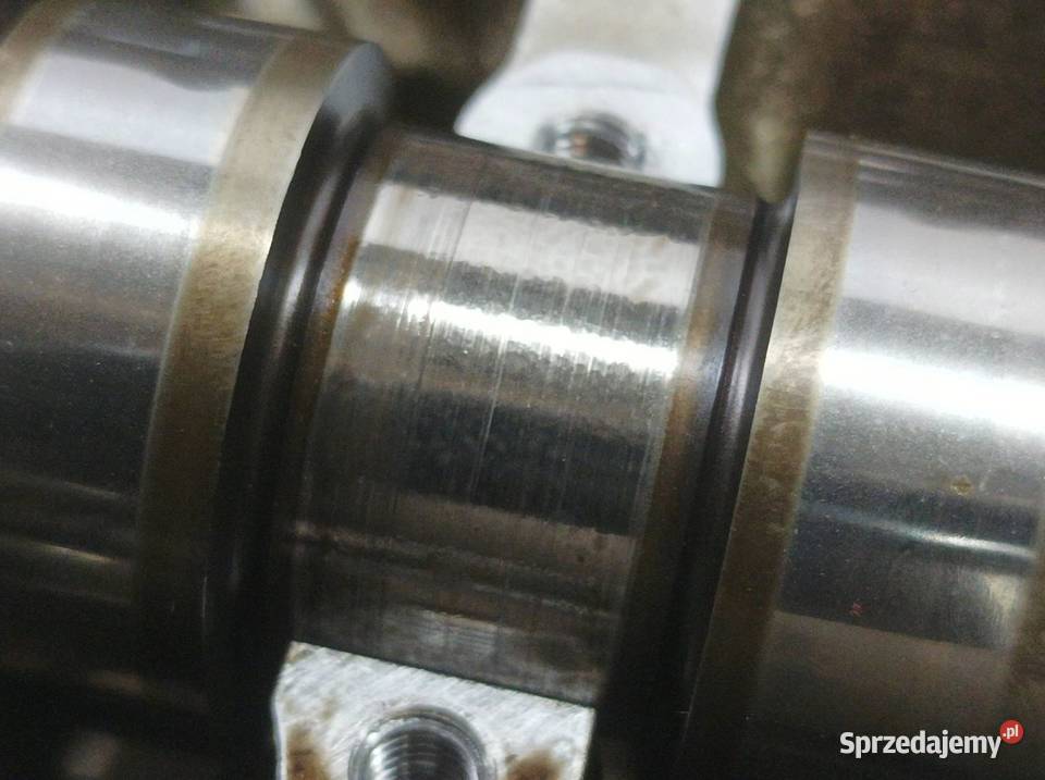 GŁOWICA KOMPLETNA 20 D4D Toyota Avensis II sprzedam