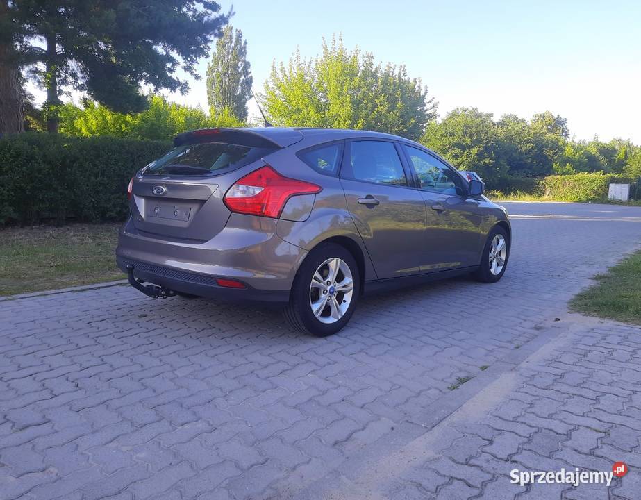 Ford Focus z 2011r 16 benzyna 105 Puławy sprzedam