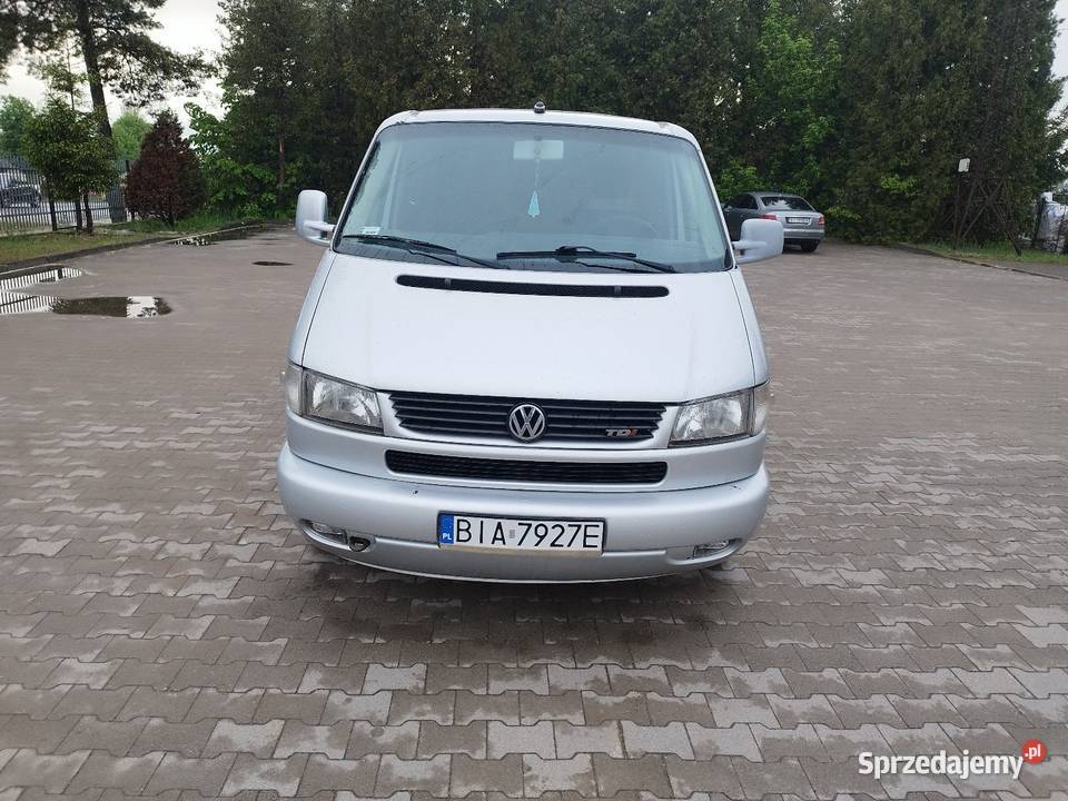 Volkswagen caravele 25 151 8 osob srebrny Białystok