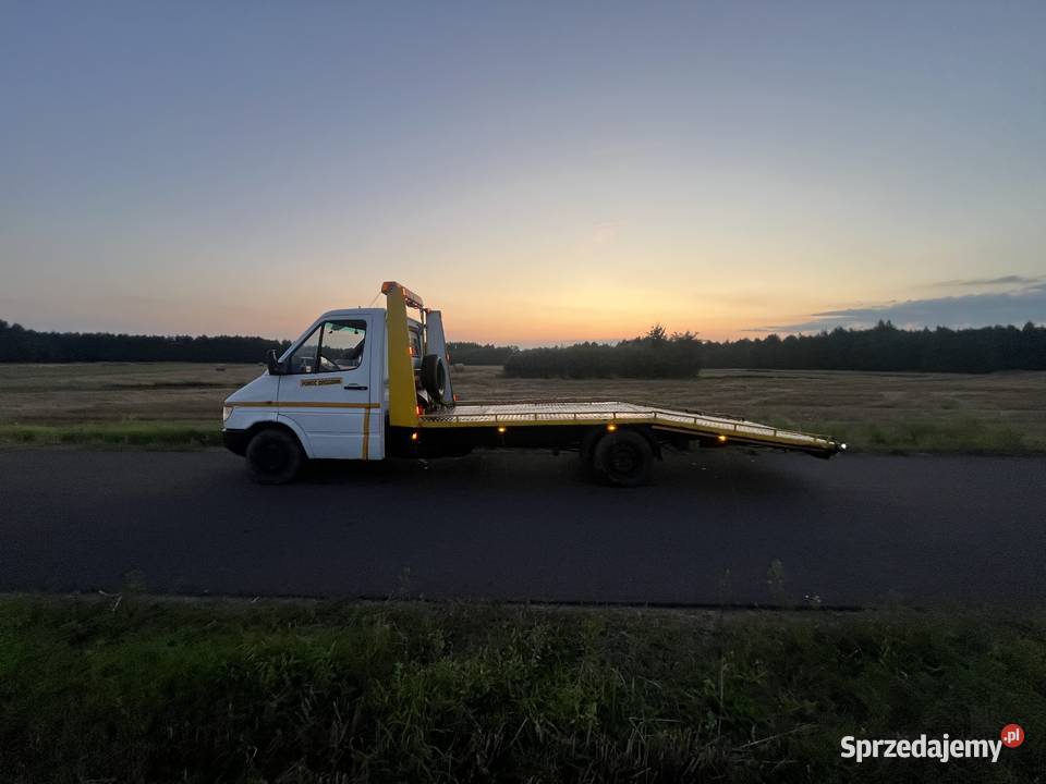 Sprzedam Sprintera lawetę Skarżyn-Kolonia