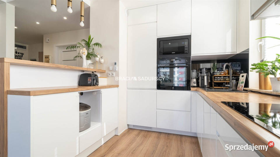 Mieszkanie Kraków 66m2 3 pokojowe blok małopolskie