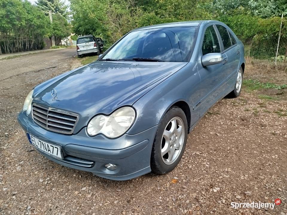 Mercedes Benz C Klasa W203 C180 Kompressor 2004 Rok produkcji 2004 Łódź