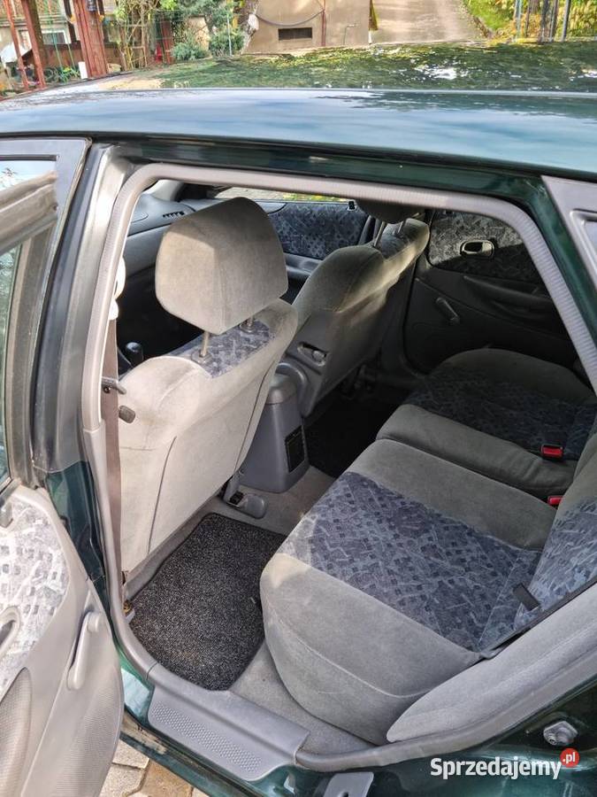 Mazda 323f 15 z gazem 4/5 Brodnica