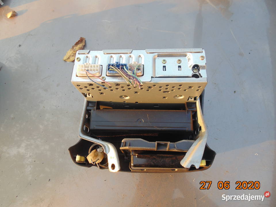 Radio radioodbiornik Toyota Yaris I 8612052023 Fabryczne małopolskie Kraków sprzedam
