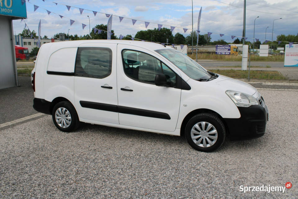 Peugeot Partner Fvat Salon Gwarancja czujniki II światła do jazdy dziennej Partner Warszawa