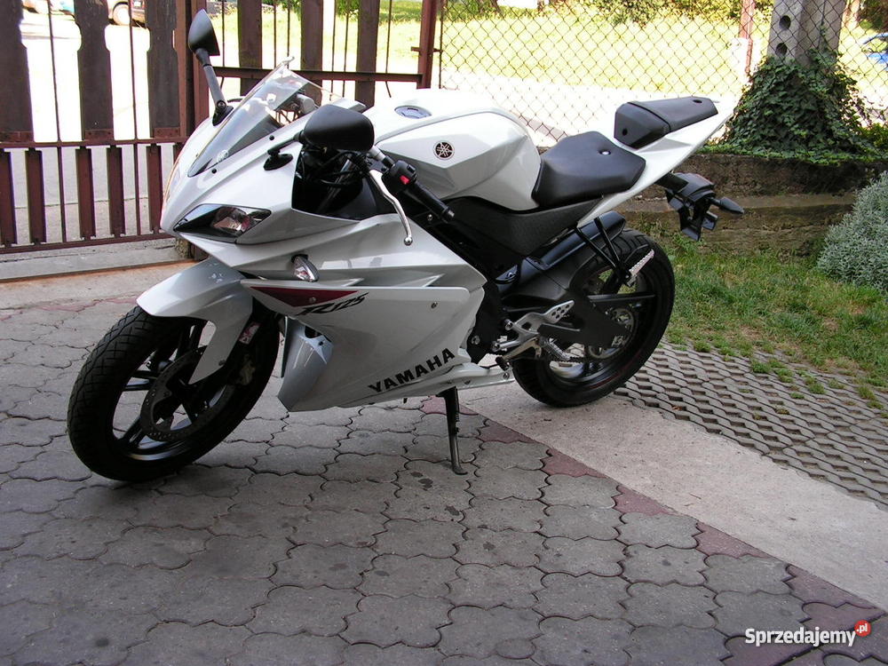 YAMAHA YZF r125 125 r tzr r6 r1 ktm HONDA 2011 Bielsko-Biała