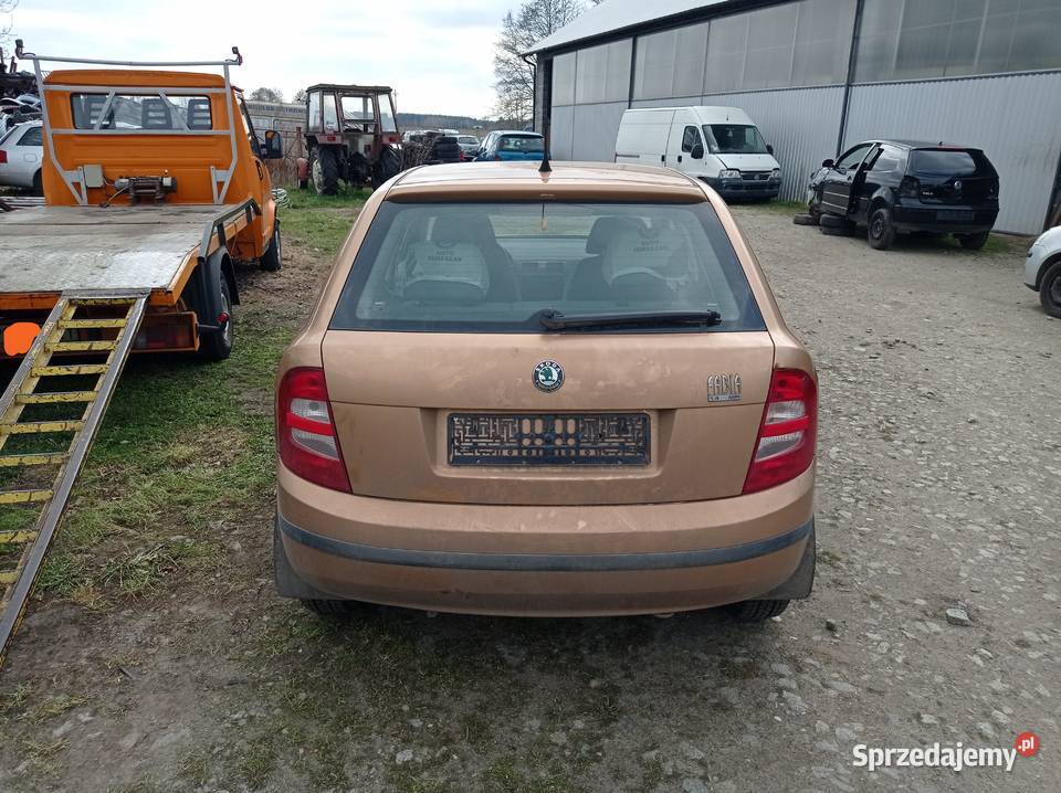 Skoda Fabia 14 MPi 2001 r dawca części Szklarka Myślniewska sprzedam