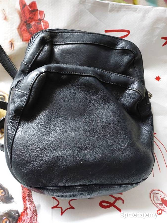 Mały plecak czarny skórzany