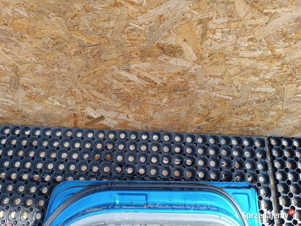 VW POLO 9N 5D LA5M DRZWI TYŁ PRAWY PRAWE Słowikowo