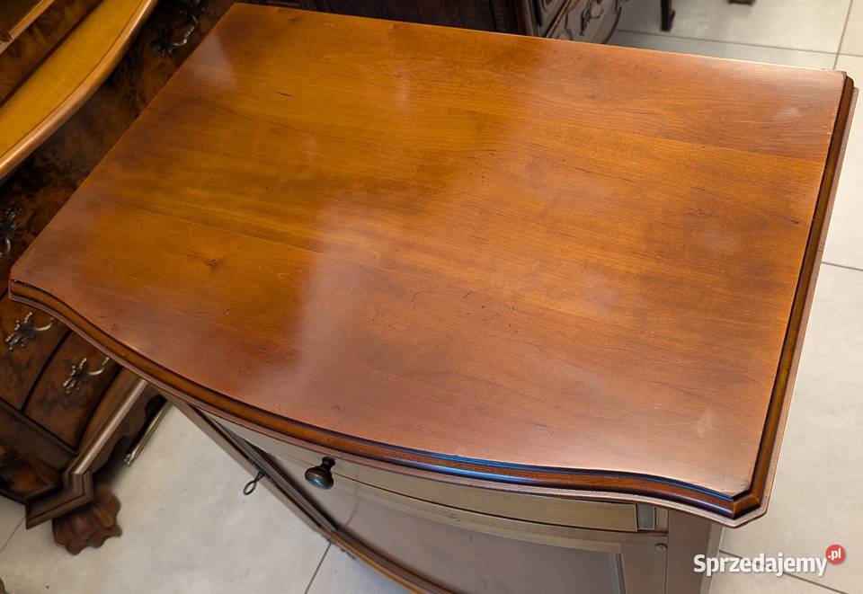 Piękna komodaszafka orzechsklep Dąbrowa Górnicza