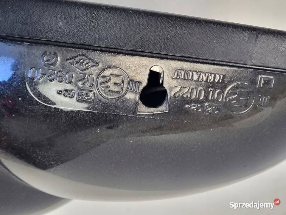 LUSTERKO PRAWE Trafic II Primastar Vivaro Rudka