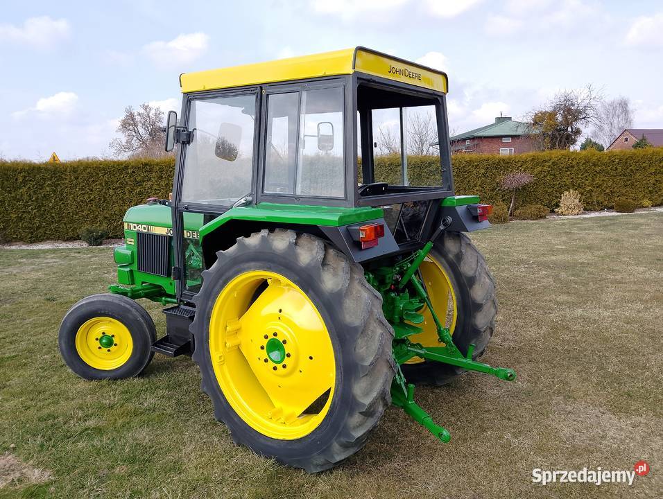 John Deere 1040