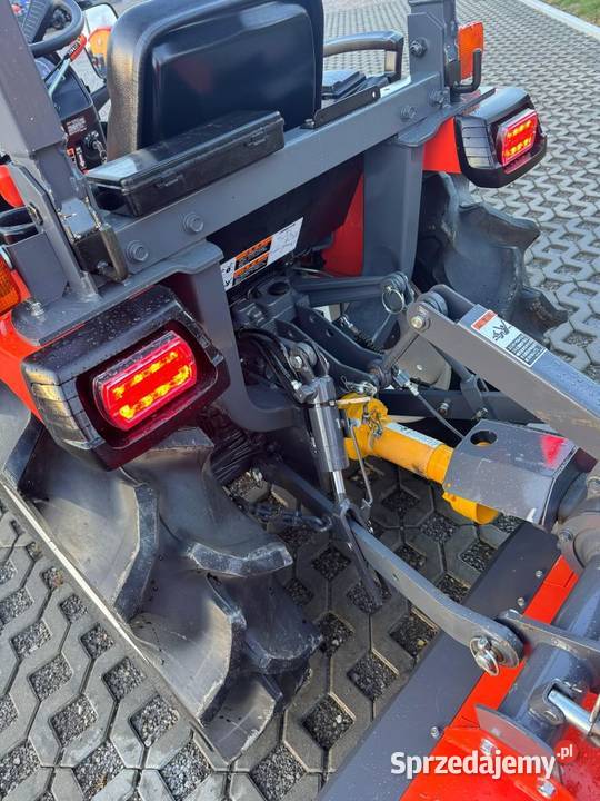 KUBOTA NB21 4X4 21hp REWERS Wspomaganie Asystent Kubota Biskupice