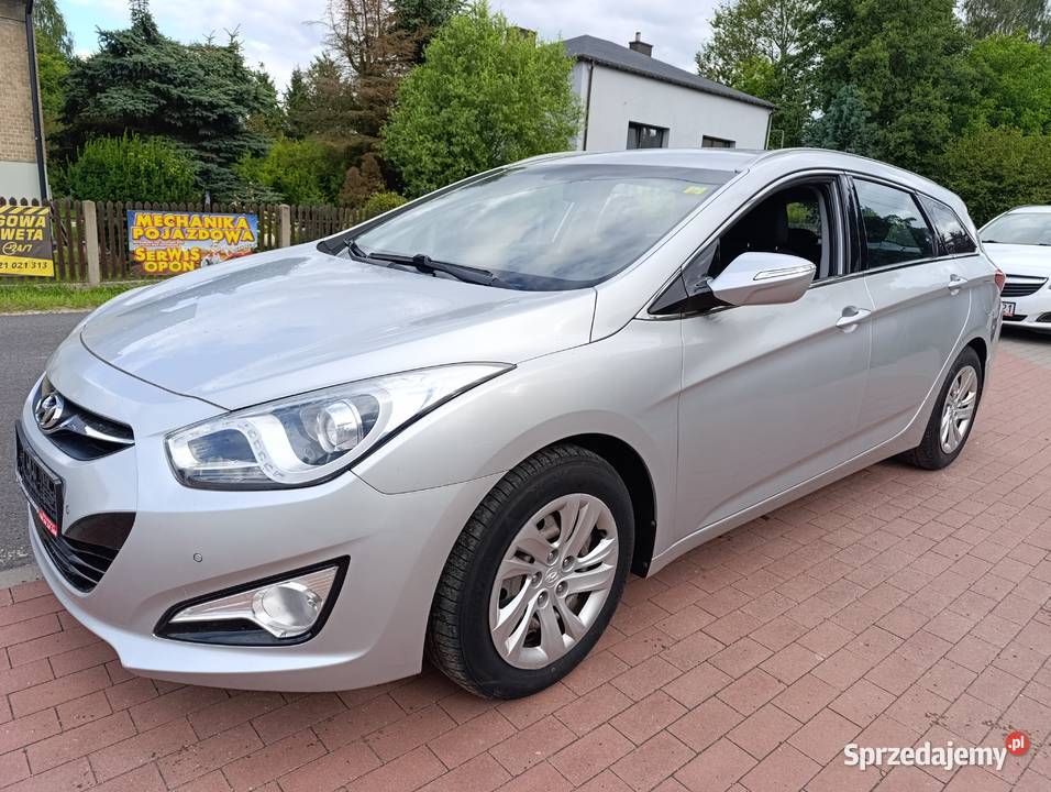 Hyundai I40 kombi 16 benz BEZWYPADKOWY Lgota-Mokrzesz